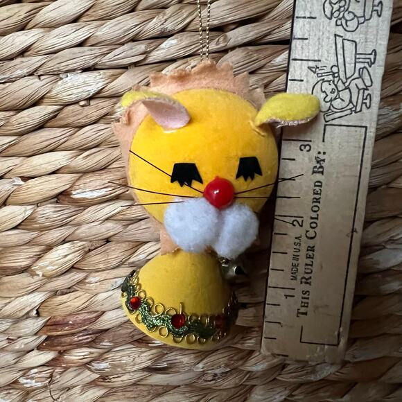 Vtg Flocked & Felt Lion Ornament - Picture 5 of 5